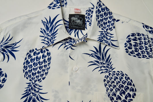 2018 Pineapple White x Blue