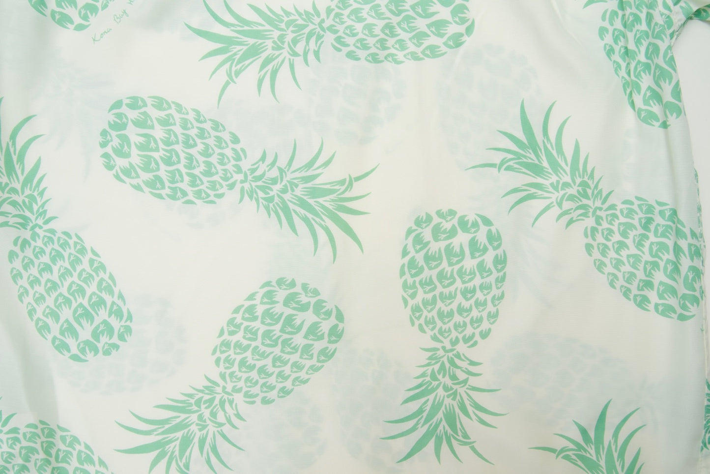 2017 Pineapple White