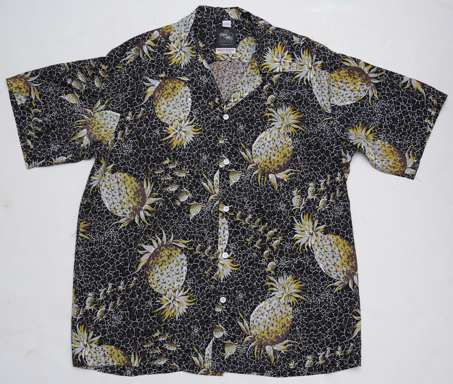 2026 Pineapple Black